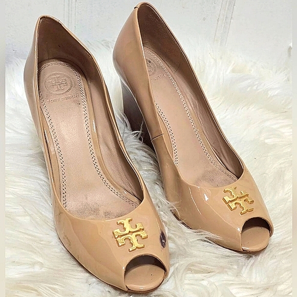 Tory Burch Open Toe Wedge Sandal Size 8M - Picture 1 of 9